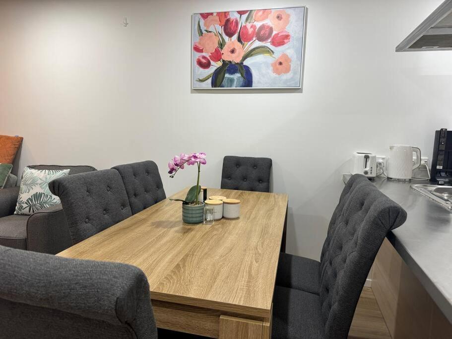 Stunning 3 Bd - 2 Bth City Apt - Pool & Carpark Auckland Exteriér fotografie